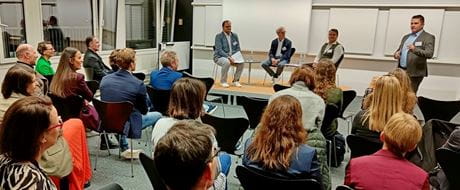 Podiumsdiskussion Podiumsdiskussion